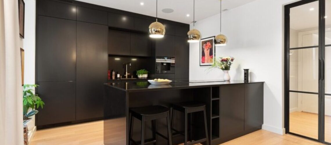 Boostez_le_style_de_votre_intérieur_avec_de_la_peinture_réfléchissante