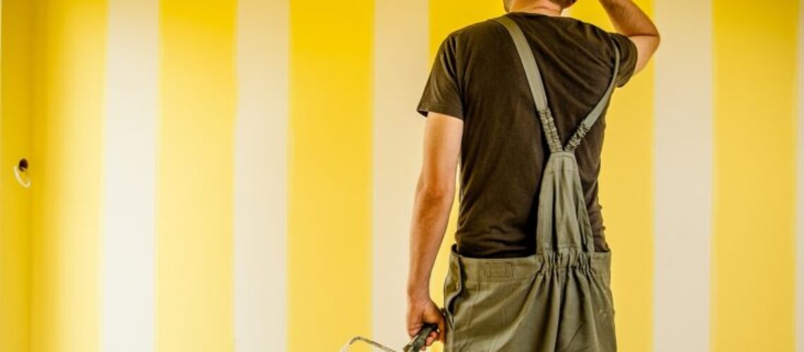 Les_étapes_incontournables_pour_bien_préparer_vos_murs_avant_peinture